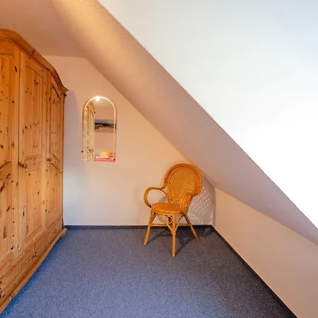 Semesterbostad Storm J *